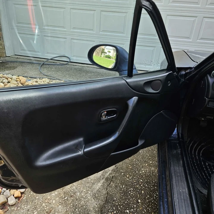 1999 Mazda NB MX-5 Miata - Image 11 of 17