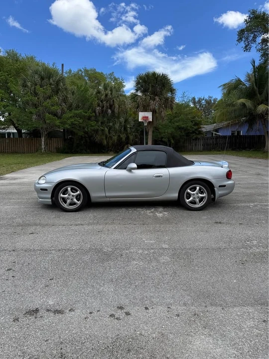 1999 Mazda NB MX-5 Miata - Image 7 of 9