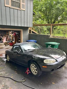 1999 Mazda MX-5 Convertible 2D