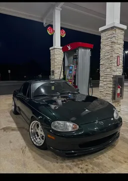 1999 Mazda MX-5 Convertible 2D