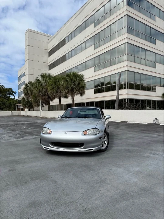 1999 Mazda NB MX-5 Miata - Image 2 of 9