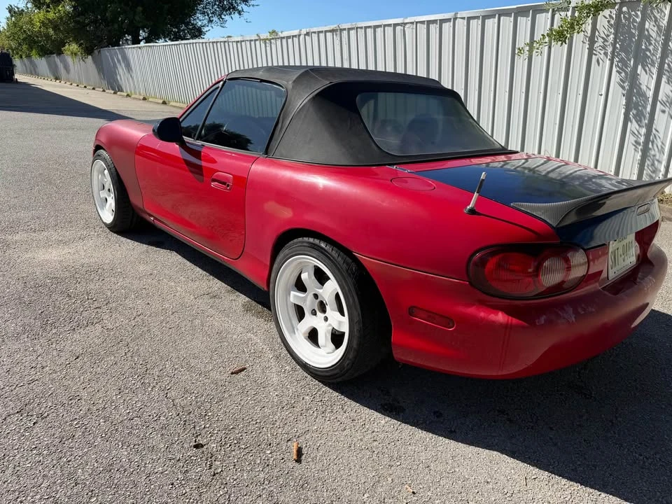 1999 Mazda NB MX-5 Miata - Image 12 of 15