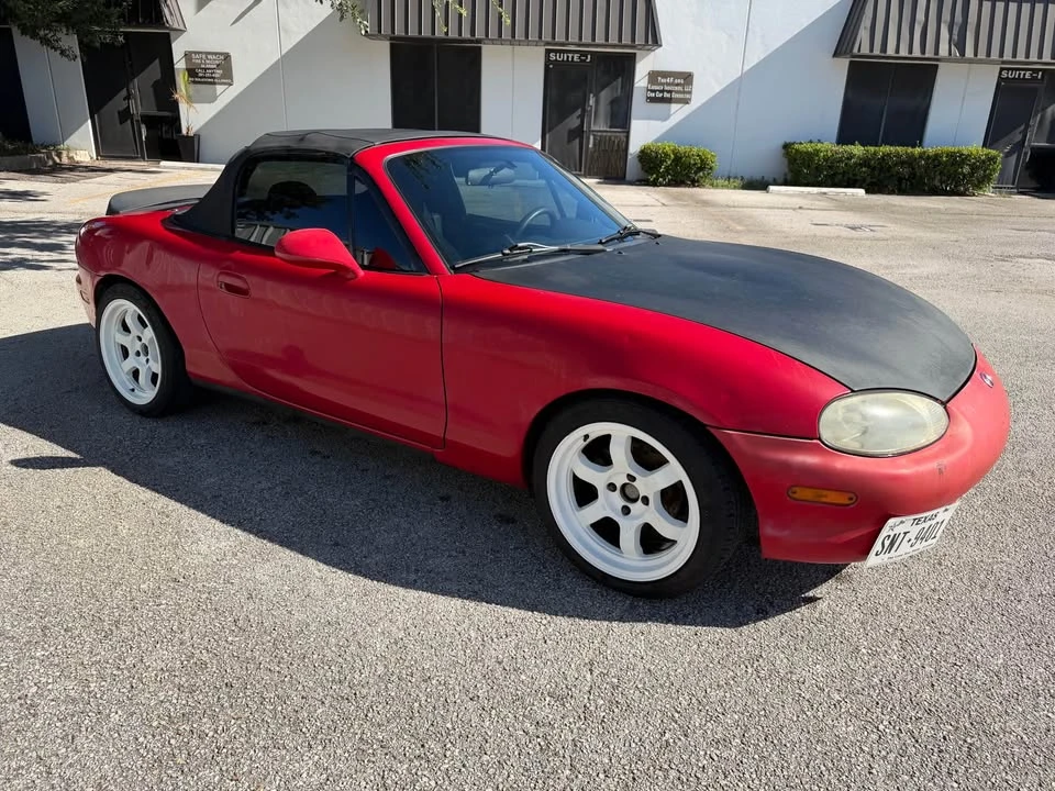 1999 Mazda NB MX-5 Miata - Image 9 of 15
