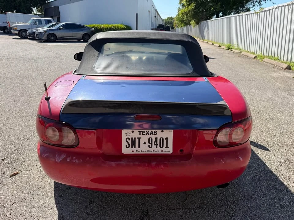 1999 Mazda NB MX-5 Miata - Image 11 of 15