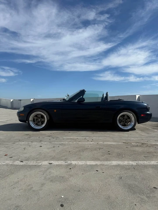 1999 Mazda NB MX-5 Miata - Image 2 of 9