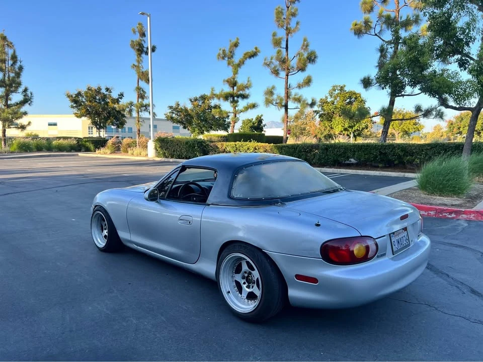1999 Mazda NB MX-5 Miata - Image 5 of 9