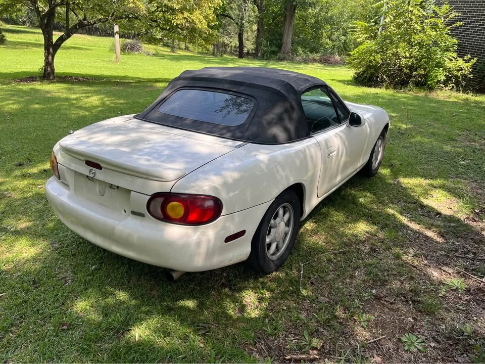 1999 Mazda NB MX-5 Miata - Image 4 of 18