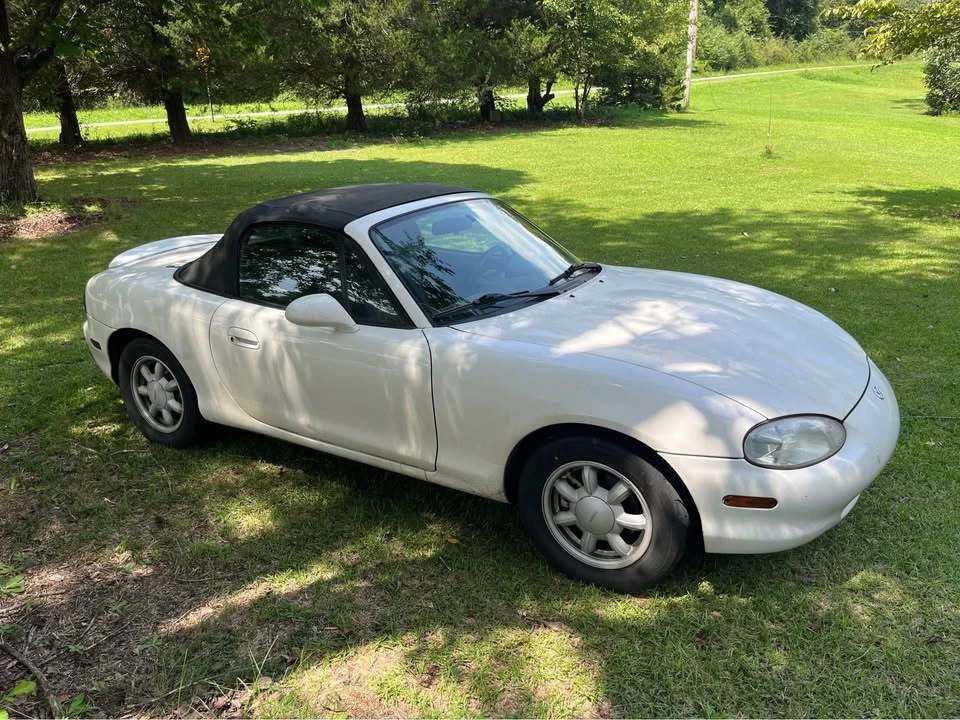 1999 Mazda NB MX-5 Miata - Image 2 of 18