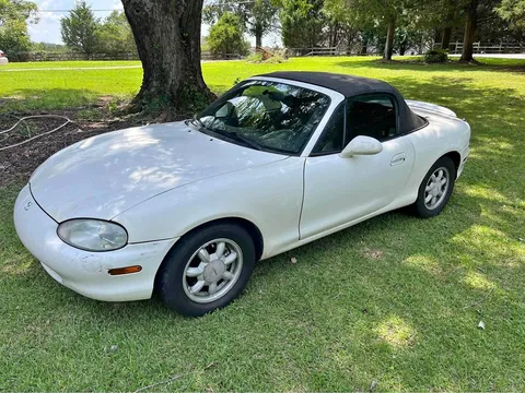 1999 Mazda MX-5 Convertible 2D
