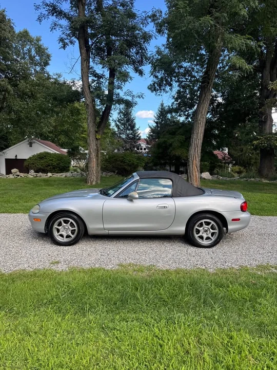 1999 Mazda NB MX-5 Miata - Image 6 of 17