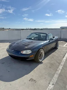 1999 Mazda MX-5 Convertible 2D