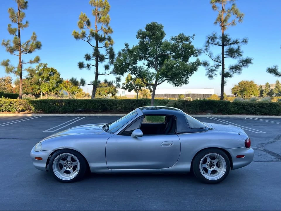 1999 Mazda NB MX-5 Miata - Image 4 of 9