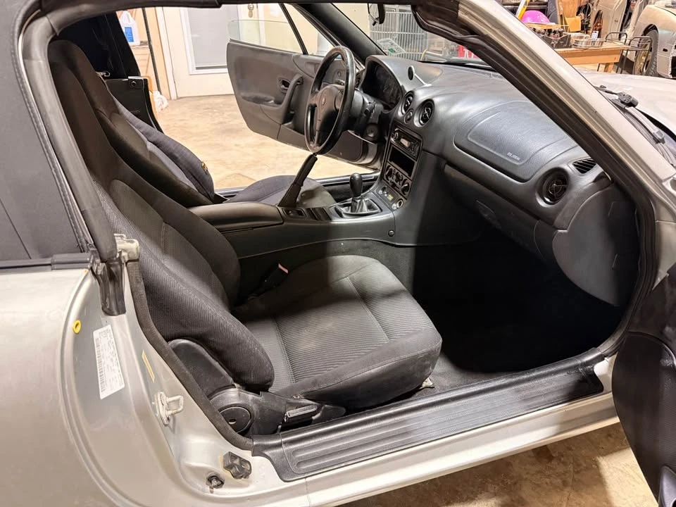 1999 Mazda NB MX-5 Miata - Image 7 of 14