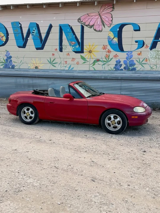 1999 Mazda NB MX-5 Miata - Image 6 of 14