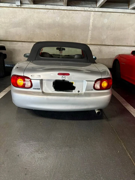 1999 Mazda NB MX-5 Miata - Image 11 of 18
