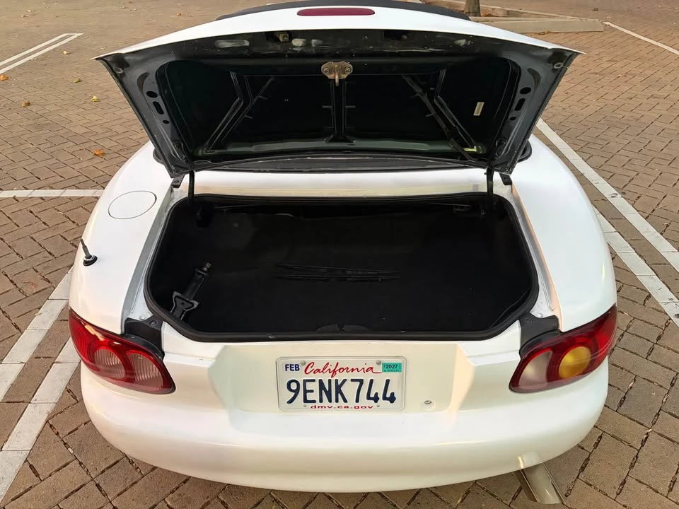 1999 Mazda NB MX-5 Miata - Image 7 of 10