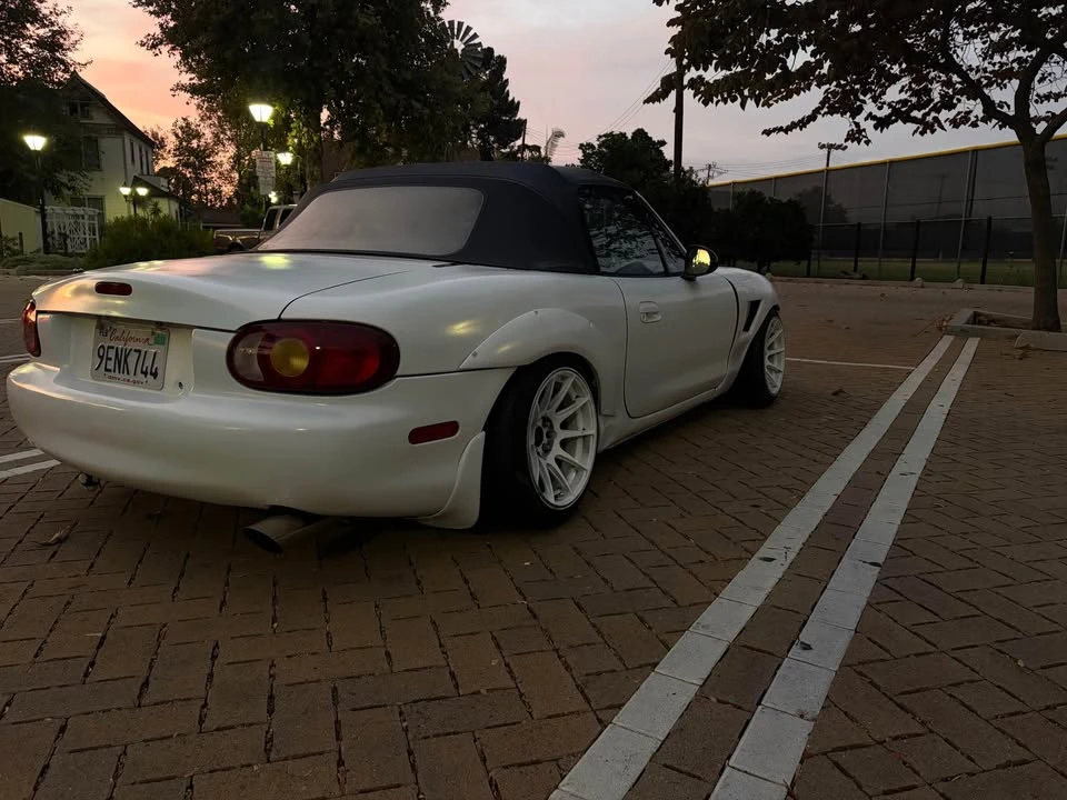 1999 Mazda NB MX-5 Miata - Image 3 of 10