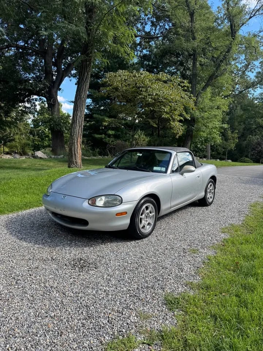 1999 Mazda NB MX-5 Miata - Image 5 of 17