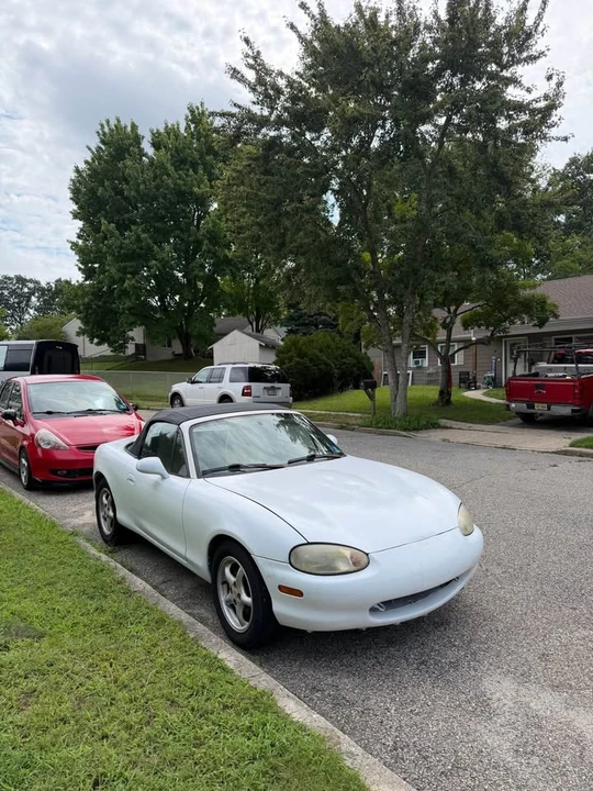 1999 Mazda NB MX-5 Miata - Image 3 of 7
