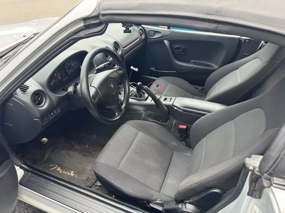 1999 Mazda NB MX-5 Miata - Image 7 of 10