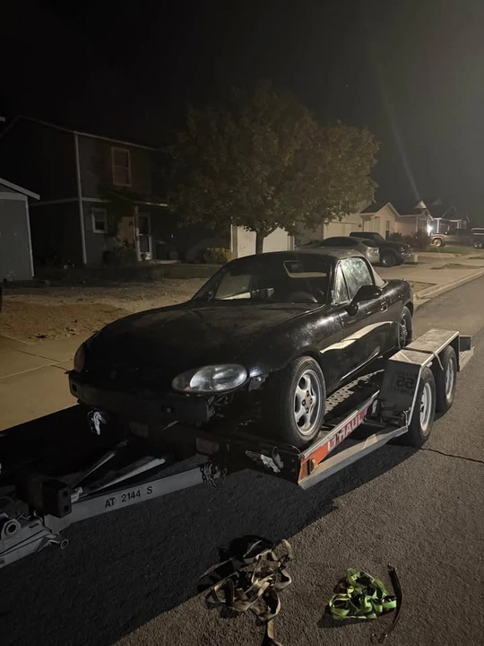 1999 Mazda NB MX-5 Miata - Image 2 of 5