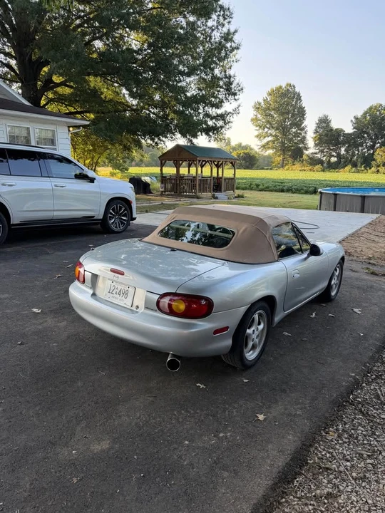 1999 Mazda NB MX-5 Miata - Image 3 of 10