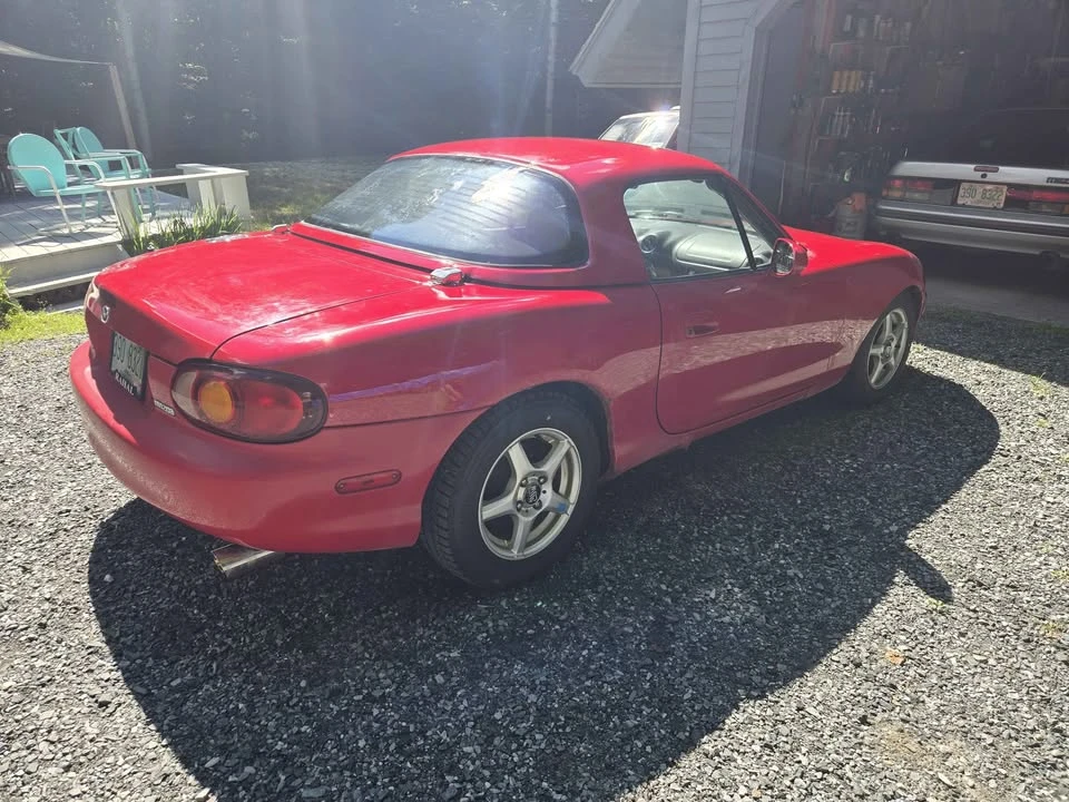 1999 Mazda NB MX-5 Miata - Image 3 of 9
