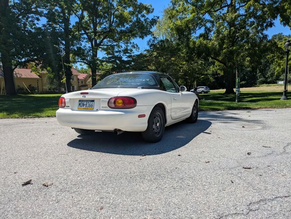 1999 Mazda NB MX-5 Miata - Image 3 of 8