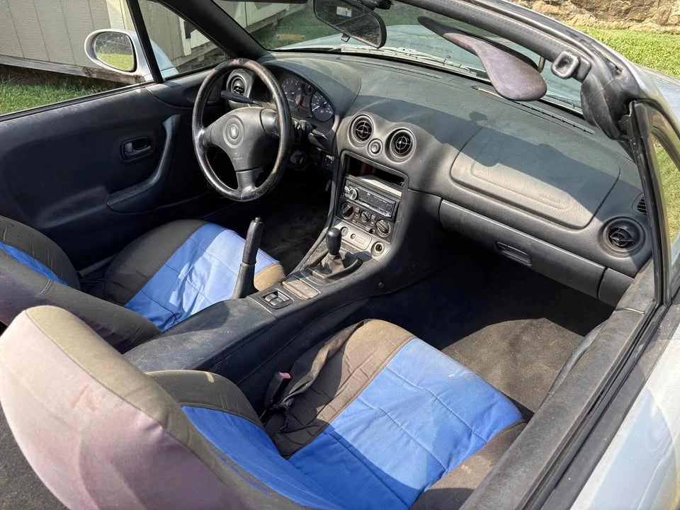 1999 Mazda NB MX-5 Miata - Image 7 of 10