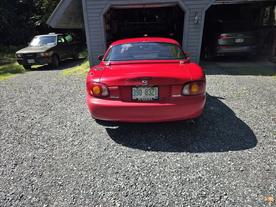 1999 Mazda NB MX-5 Miata - Image 4 of 9