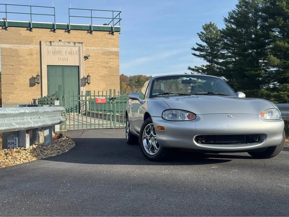 1999 Mazda NB MX-5 Miata - Image 2 of 10