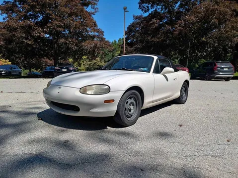 1999 Mazda MX-5 Convertible 2D