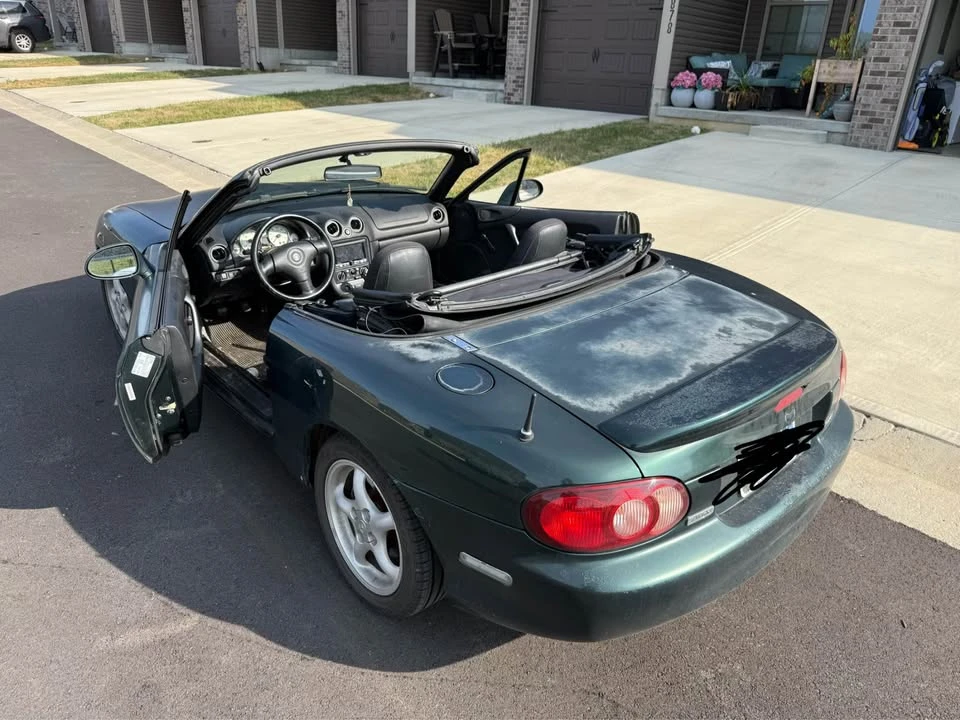 1999 Mazda NB MX-5 Miata - Image 6 of 9