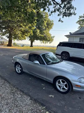 1999 Mazda MX-5 Convertible 2D