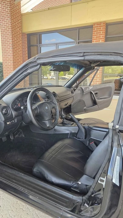 1999 Mazda NB MX-5 Miata - Image 12 of 20