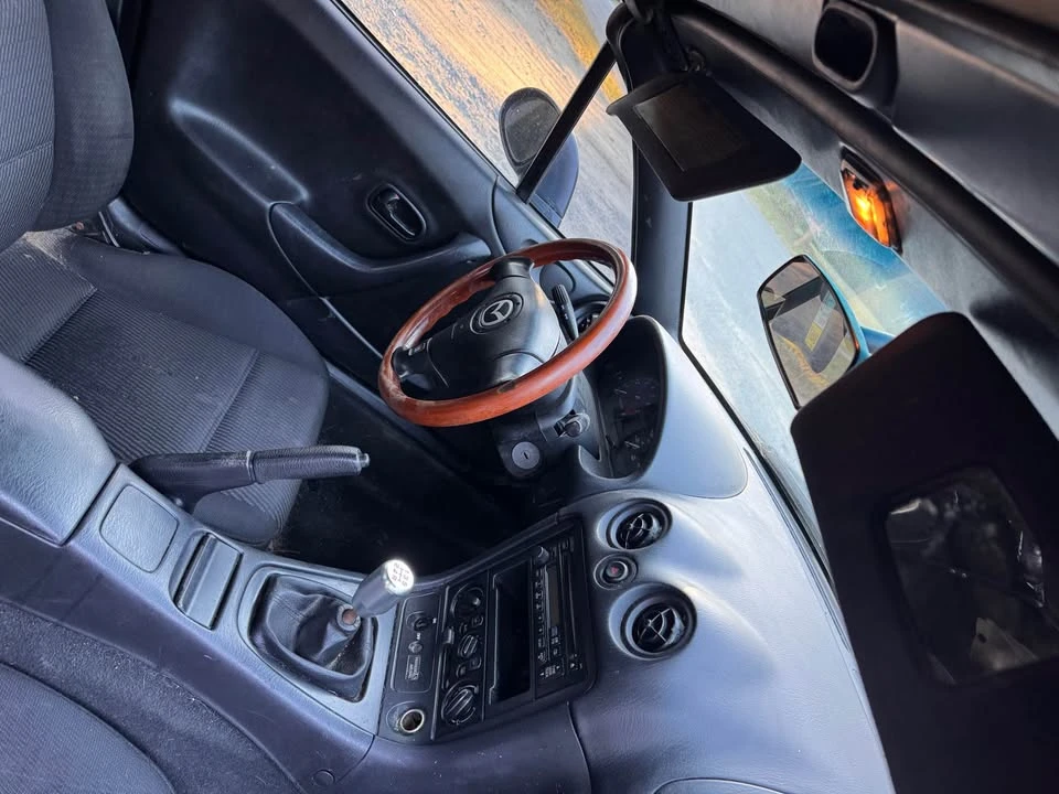 1999 Mazda NB MX-5 Miata - Image 5 of 8