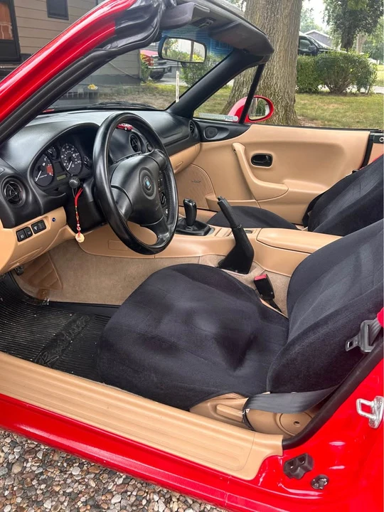1999 Mazda NB MX-5 Miata - Image 8 of 17