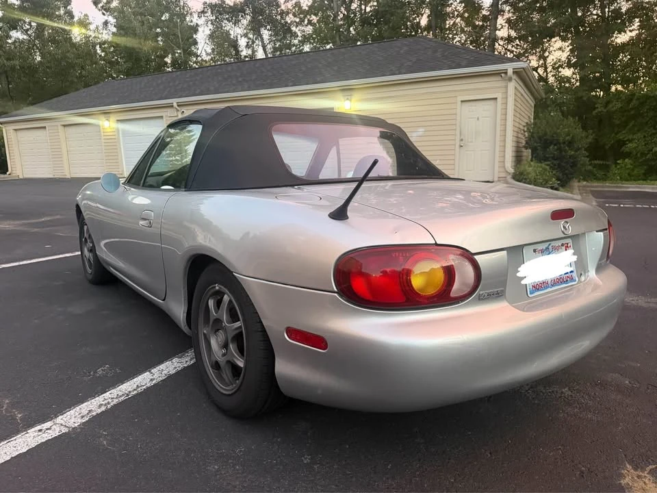 1999 Mazda NB MX-5 Miata - Image 3 of 20