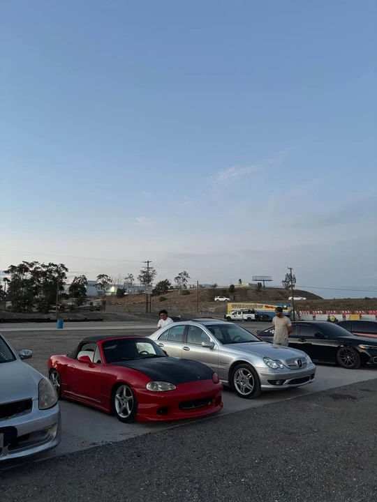 1999 Mazda NB MX-5 Miata - Image 2 of 4