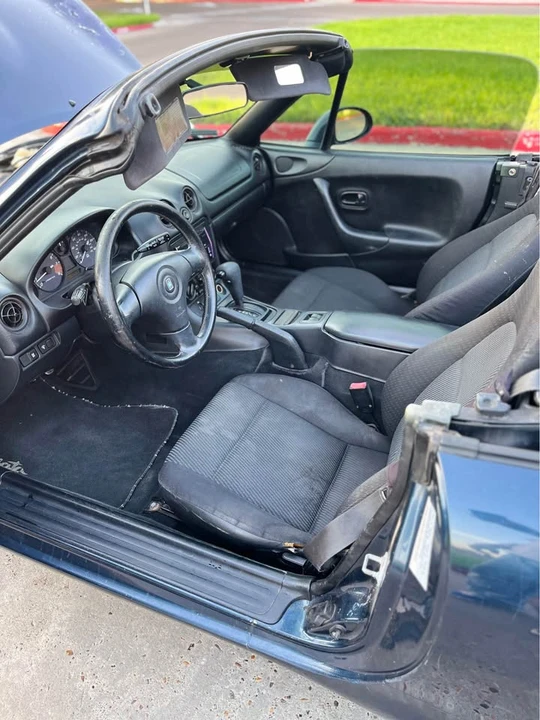 1999 Mazda NB MX-5 Miata - Image 13 of 15