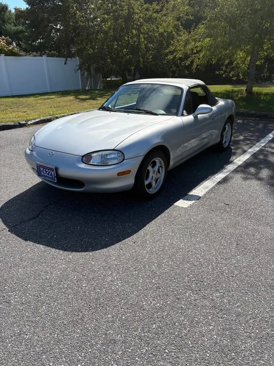 1999 Mazda NB MX-5 Miata - Image 2 of 8