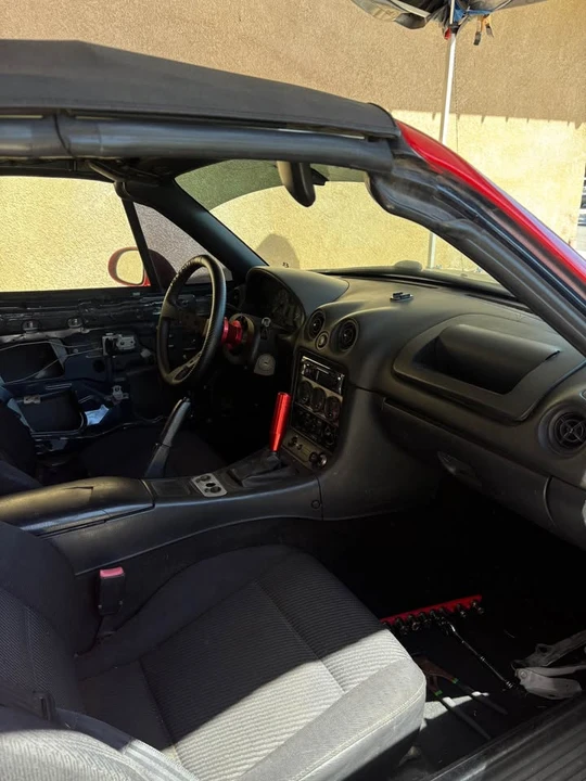 1999 Mazda NB MX-5 Miata - Image 4 of 4