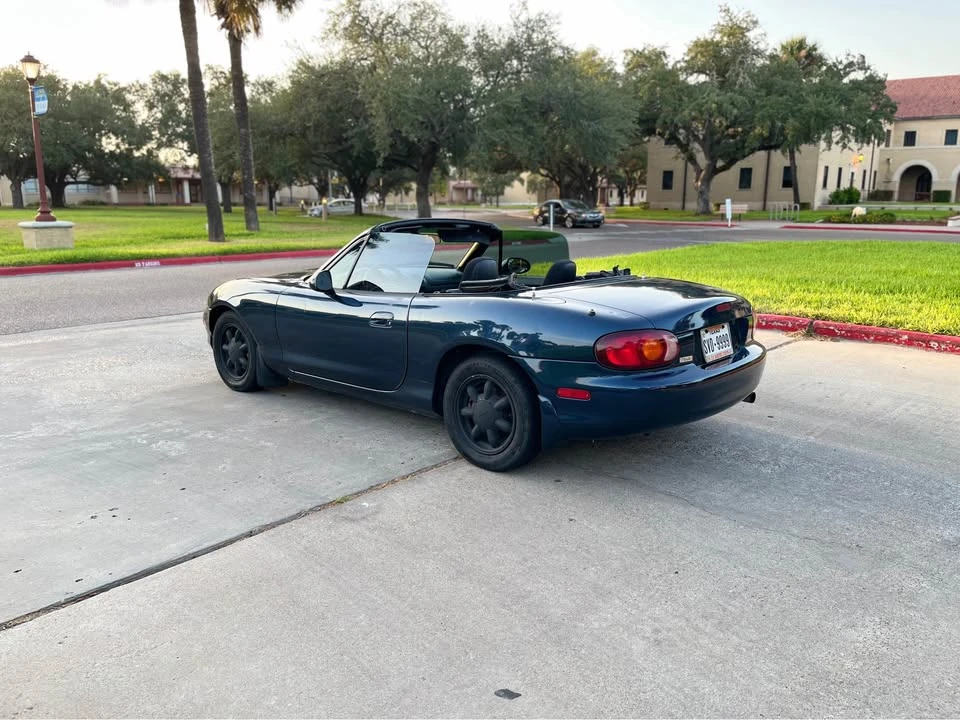 1999 Mazda NB MX-5 Miata - Image 5 of 15
