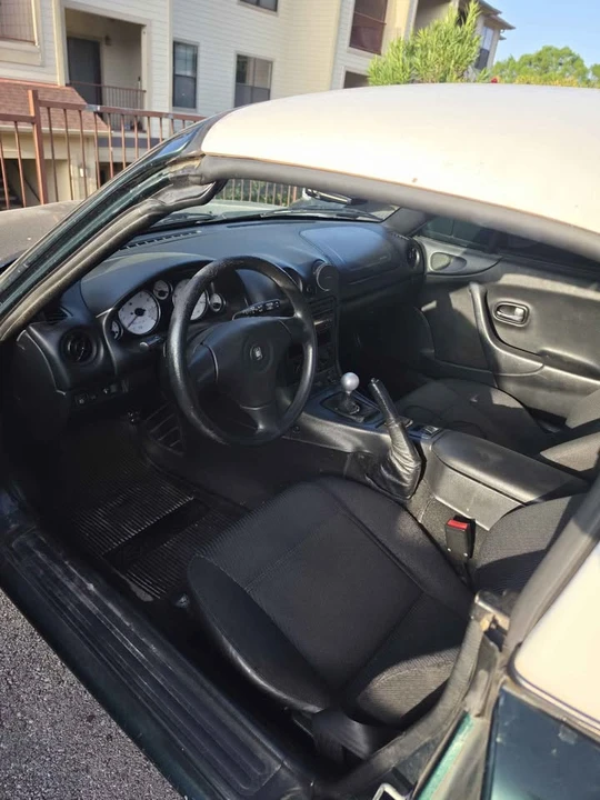 1999 Mazda NB MX-5 Miata - Image 4 of 8