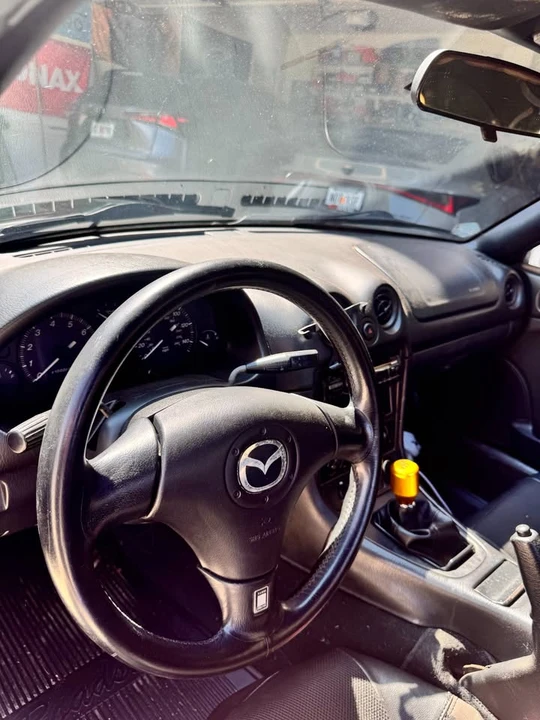 1999 Mazda NB MX-5 Miata - Image 9 of 20
