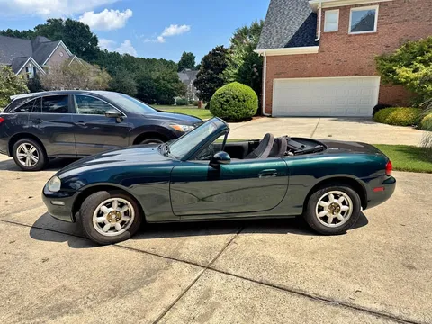 1999 Mazda MX-5 Miata NB