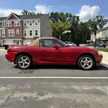 1999 Mazda MX-5 LS Convertible 2D