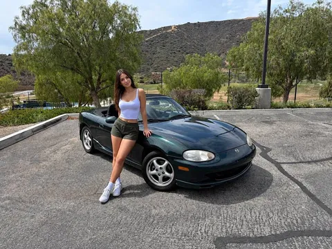 1999 Mazda MX-5 LS Convertible 2D
