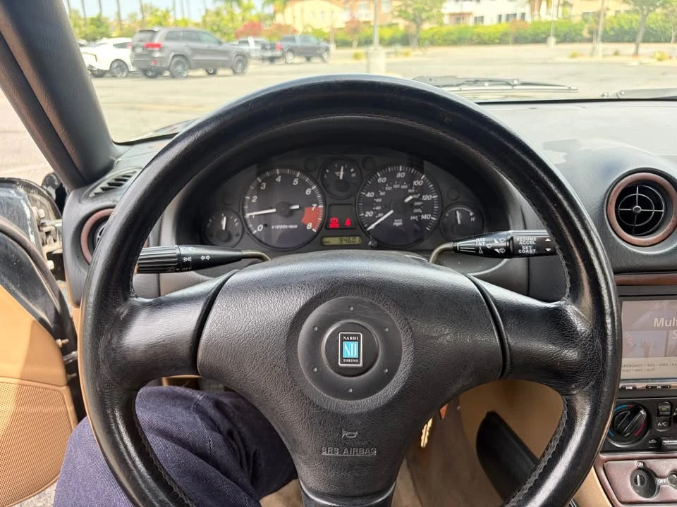 1999 Mazda NB MX-5 Miata - Image 9 of 14