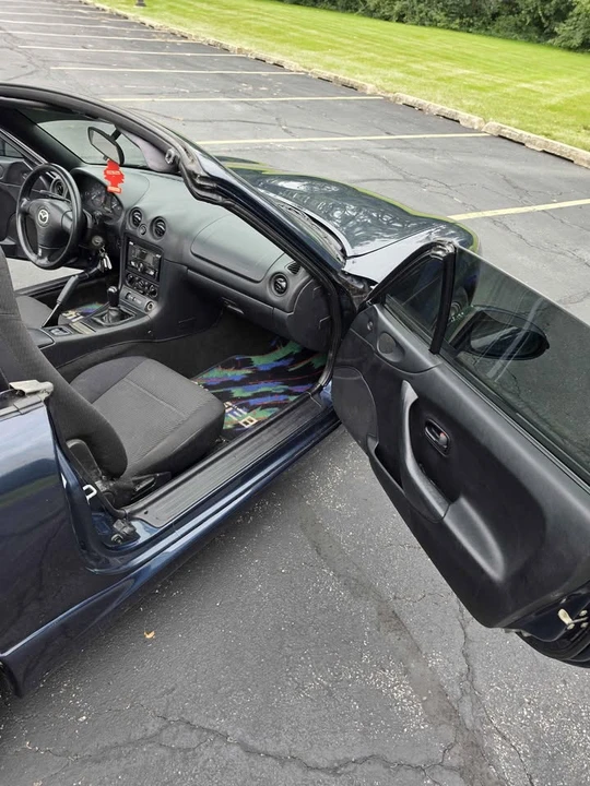1999 Mazda NB MX-5 Miata - Image 8 of 13
